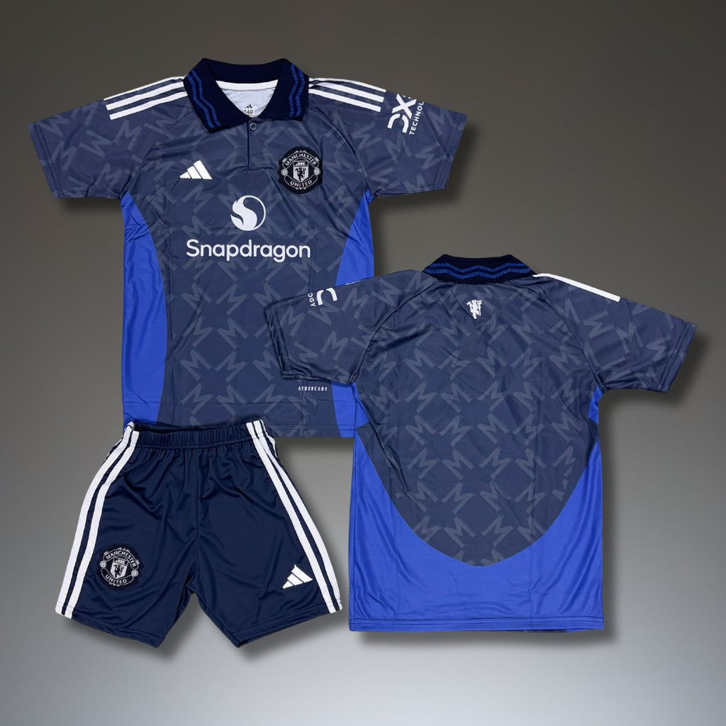 Otroški gostujoči komplet Manchester United, 24/25