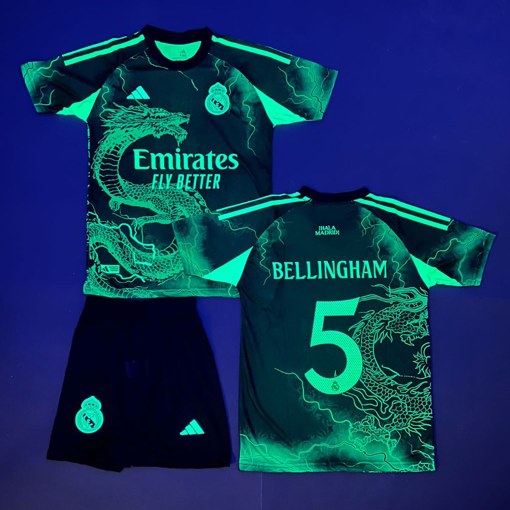 Otroški fluorescenčni komplet Real Madrid, Bellingham. Neonsko zelena izdaja zmaja 2025
