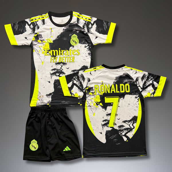Otroški fluorescenčni komplet Real Madrid, Ronaldo. Japonska neonska izdaja