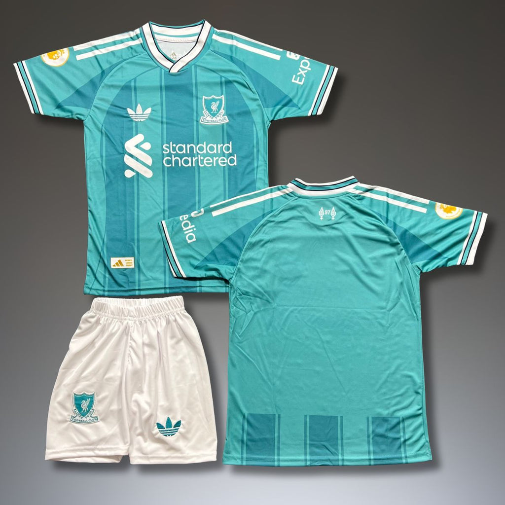 Otroški tretji komplet Liverpool. Projekt 25/26