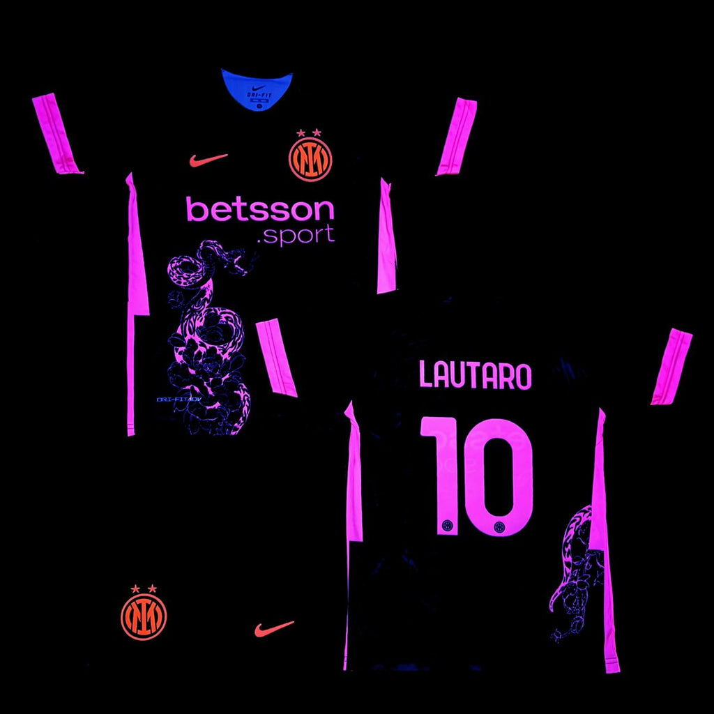 Otroški fluorescenčni komplet Inter, Lautaro. Neon roza kačja izdaja