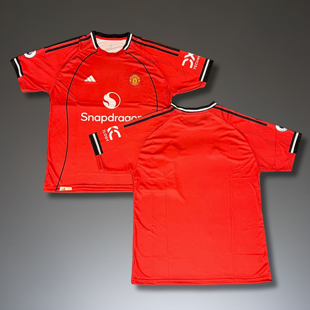 Manchester United moški dres. Projekt 25/26